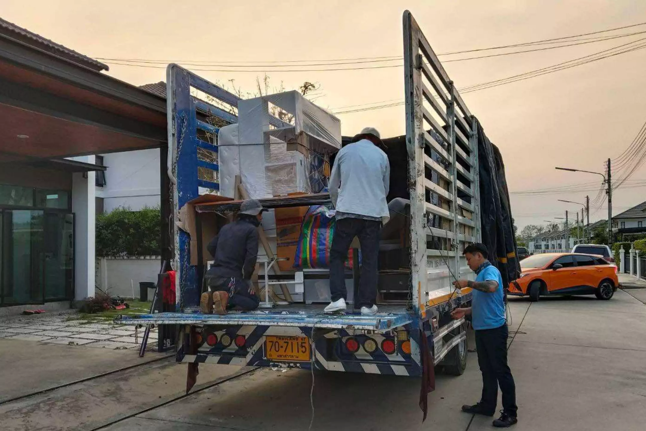 รถรับจ้างขนของกรุงเทพ ไปต่างจังหวัด